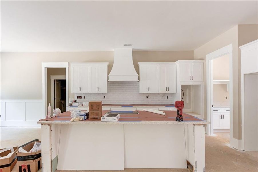 Furnished interior view inside a new home in , Jefferson (Image 6).
