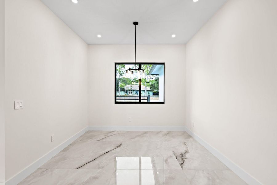 27-web-or-mls-A7409401 (2) 27-web-or-mls-A7409401 (2)