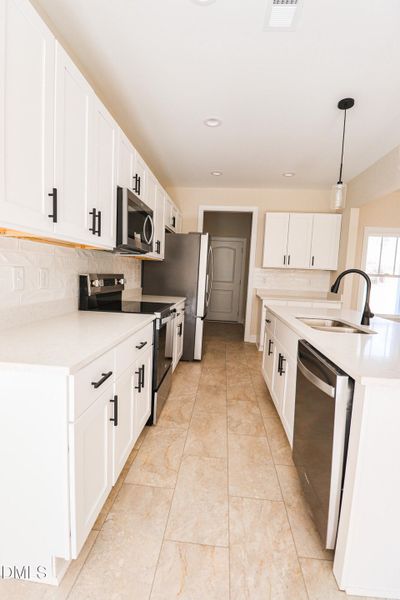 225 interior 7
