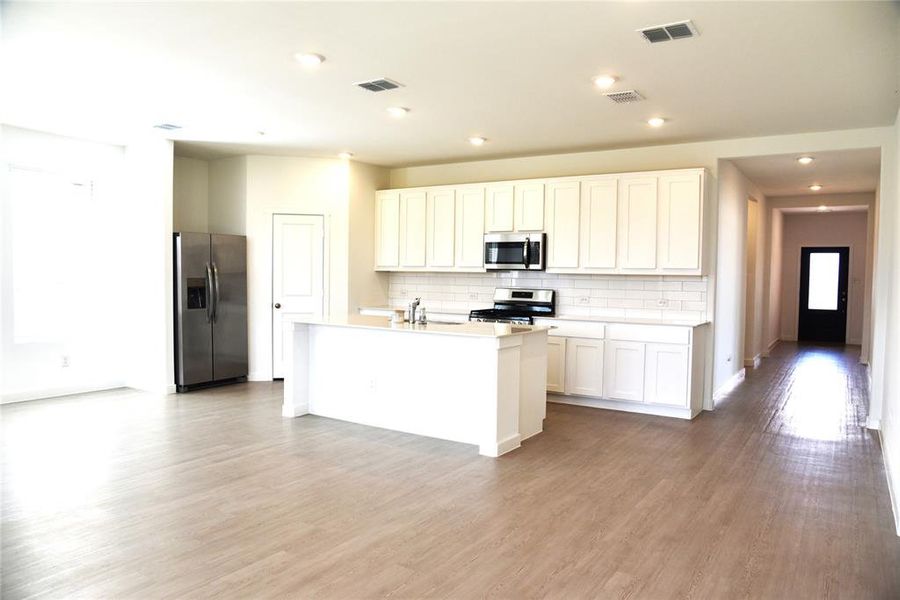 Furnished interior view inside a new home in Walden Pond, Forney (Image 5).