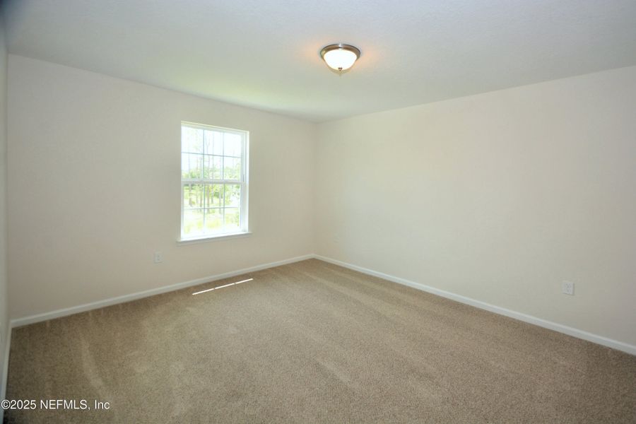 Spacious, unfurnished interior of a new home in , Jacksonville (Image 18).