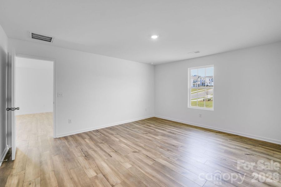 Spacious, unfurnished interior of a new home in Cleveland Hill, Shelby (Image 28). Spacious, unfurnished interior of a new home in Cleveland Hill, Shelby (Image 28).