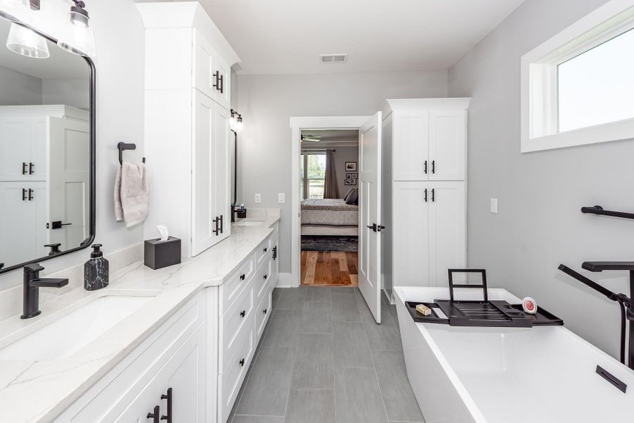 Furnished interior view inside a new home in , Charleston (Image 47).