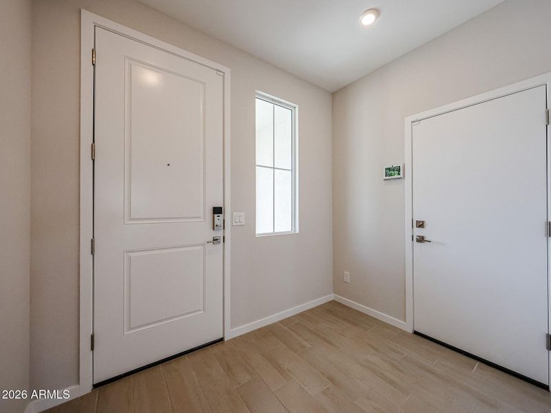 05_New-Home-for-Sale_Buckeye_AZ-Teravali 05_New-Home-for-Sale_Buckeye_AZ-Teravali