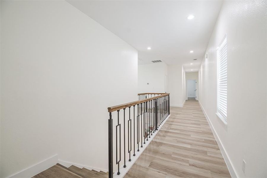 Spacious, unfurnished interior of a new home in , Dallas (Image 20).