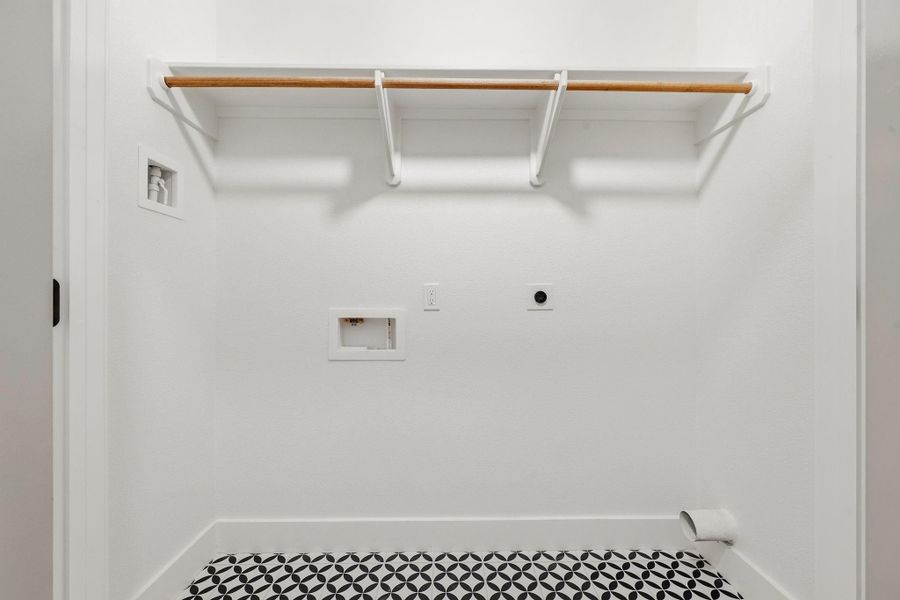 Spacious, unfurnished interior of a new home in , Bryan (Image 19).