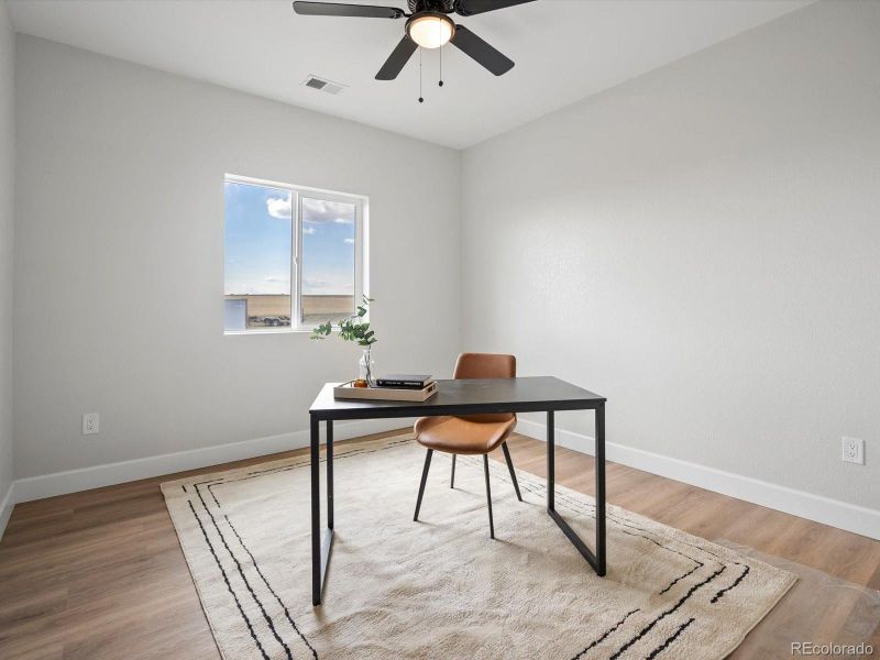 Furnished interior view inside a new home in , Strasburg (Image 22).