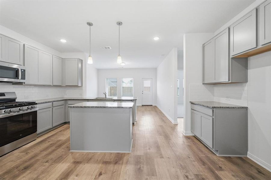 Furnished interior view inside a new home in Westridge, McKinney (Image 12).