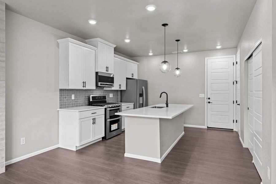 2D floor plan layout of this home in Ralston Creek, Arvada, CO (Image 28).