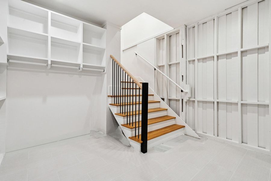 Image 58 of a home in .