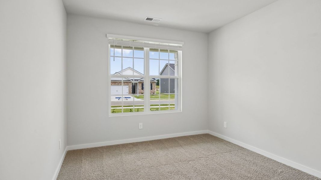Spacious, unfurnished interior of a new home in Reserve at Hickory Ridge, Columbia (Image 24).