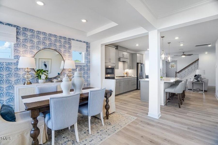 Savannah Model - Dining Room