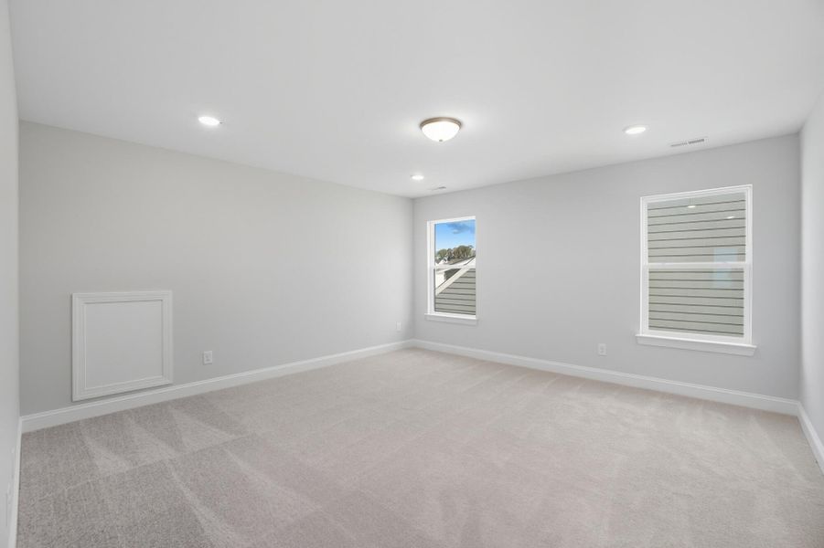 Spacious, unfurnished interior of a new home in Heritage - 55+ Community, Wesley Chapel (Image 36).