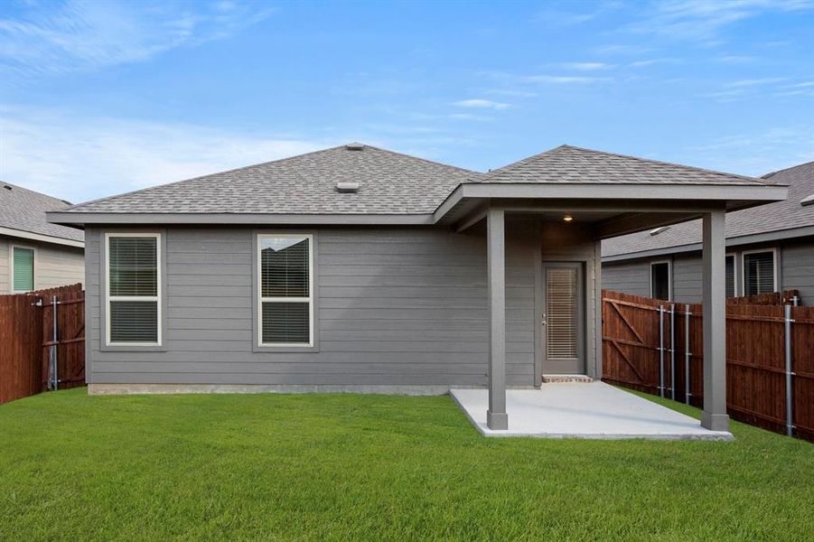 26. 1706 Potomac - Back 26. 1706 Potomac - Back