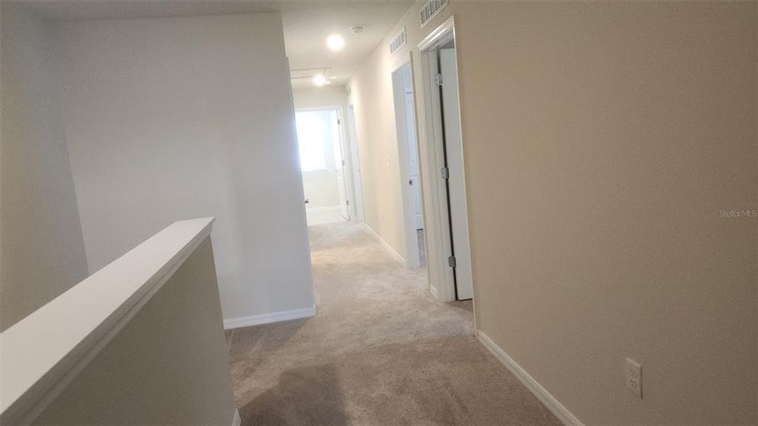 Spacious, unfurnished interior of a new home in , Winter Garden (Image 29).