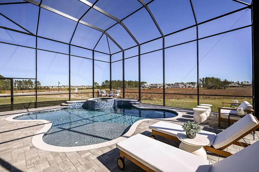 Exterior details of a home in Oakfield, Parrish (Image 3).