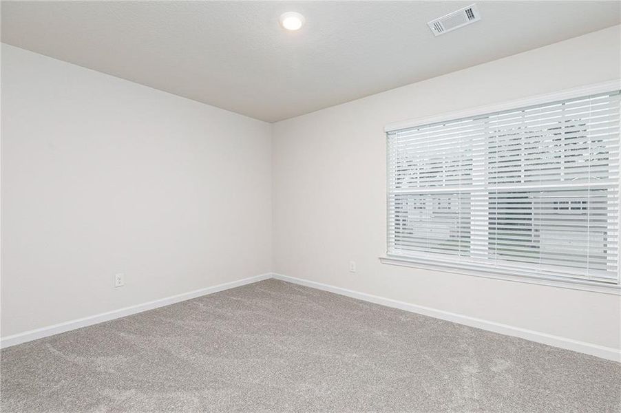 Spacious, unfurnished interior of a new home in Lake Preserve at Jackson Trail, Jefferson (Image 15).