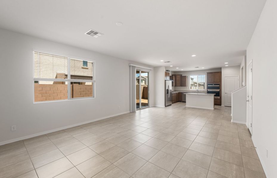 Spacious, unfurnished interior of a new home in Asante- Atrium Series, Surprise (Image 20).
