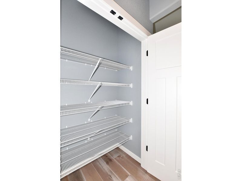 Spacious, unfurnished interior of a new home in , Johnstown (Image 33).