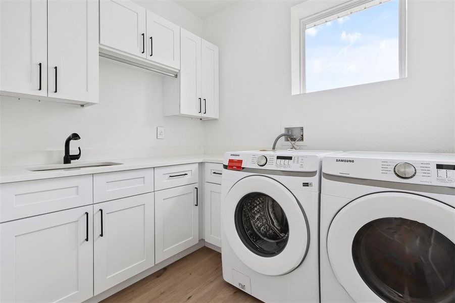 Furnished interior view inside a new home in , Winter Park (Image 19).