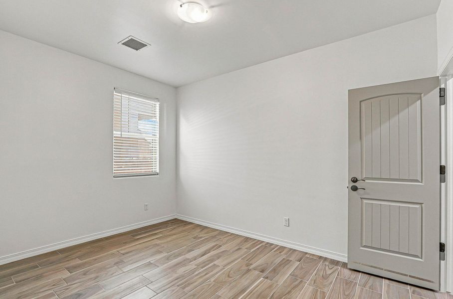 Spacious, unfurnished interior of a new home in Emerald Estates, Horizon City (Image 29). Spacious, unfurnished interior of a new home in Emerald Estates, Horizon City (Image 29).