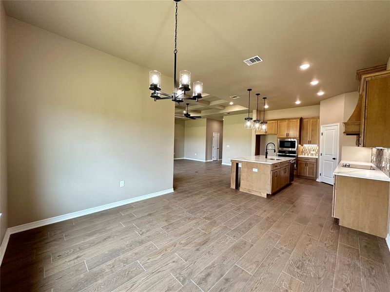 Spacious, unfurnished interior of a new home in , Lorena (Image 21).