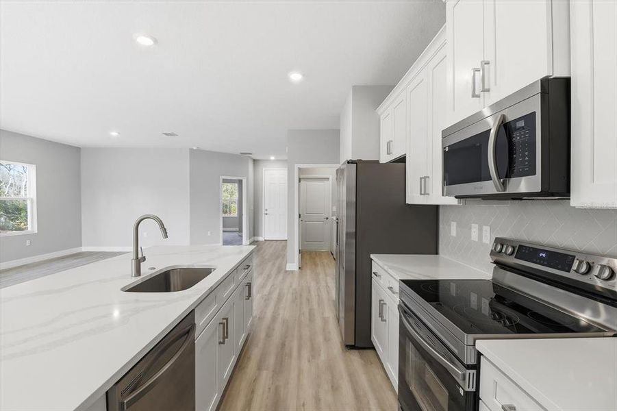 Furnished interior view inside a new home in , Ocala (Image 5).