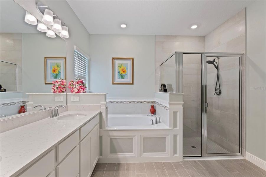 Furnished interior view inside a new home in Grand Park North, Dunnellon (Image 37).