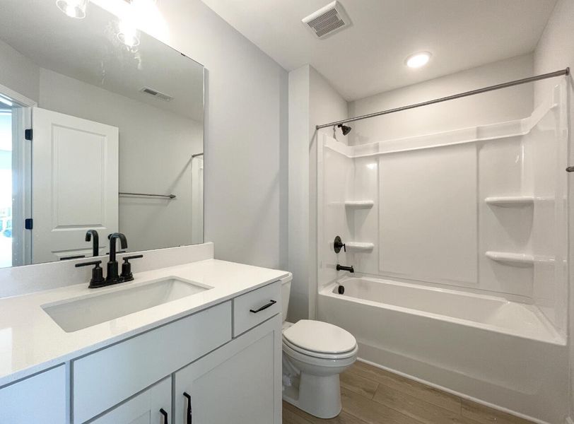 Furnished interior view inside a new home in Riverbrooke Townhomes, Simpsonville (Image 7). Furnished interior view inside a new home in Riverbrooke Townhomes, Simpsonville (Image 7).
