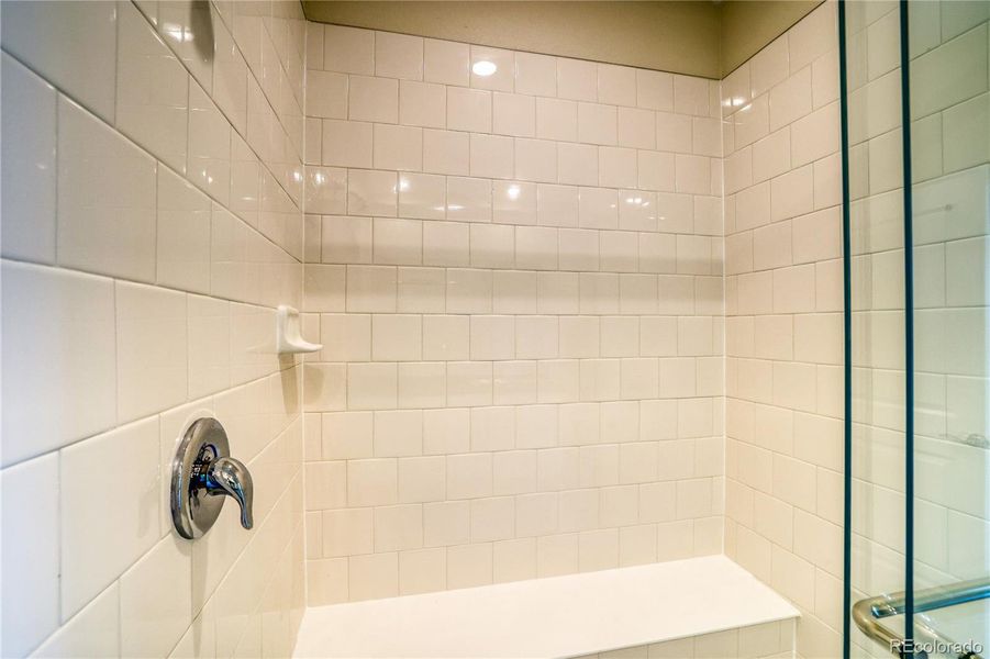 Furnished interior view inside a new home in The Aurora Highlands Summit Collection, Aurora (Image 8). Furnished interior view inside a new home in The Aurora Highlands Summit Collection, Aurora (Image 8).