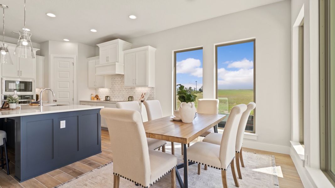 Representative furnished interior of a home built from the 2713F by Perry Homes in Star Farms at Lakewood Ranch, Bradenton (Image 9).