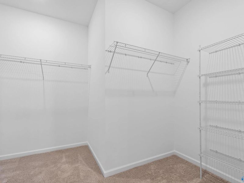 Spacious, unfurnished interior of a new home in Bailey Park, Fayetteville (Image 24).