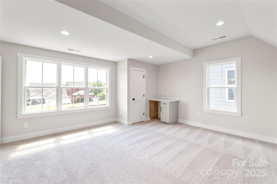 Image 40 of a home in .