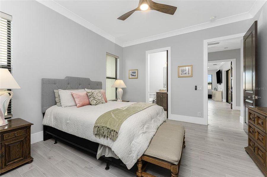 Furnished interior view inside a new home in , Port Charlotte (Image 58).