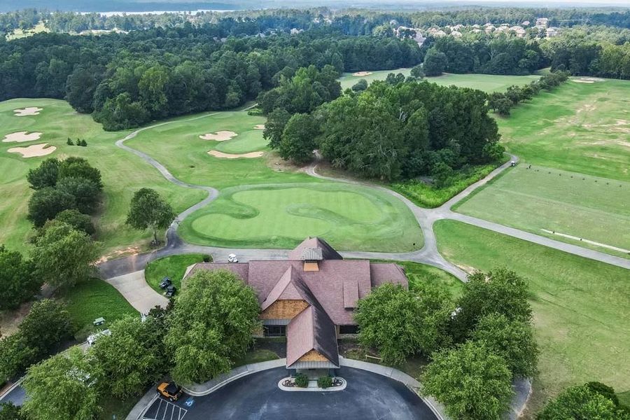 Wonderful Amenities at Heron Bay include Pools, Playgrounds, Tennis Courts, and a Golf Course
