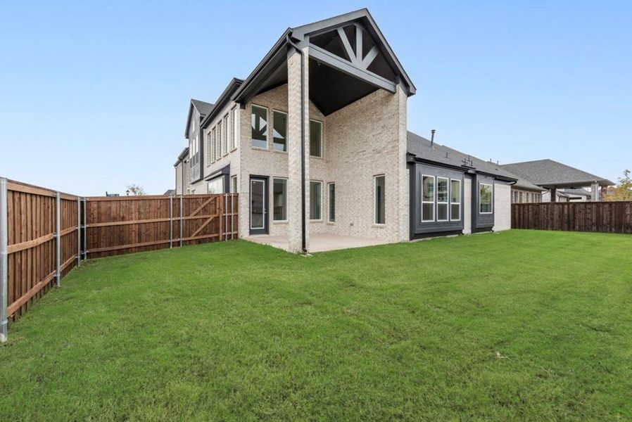 Exterior details and patio area of a home in Somercrest, Midlothian (Image 4). Exterior details and patio area of a home in Somercrest, Midlothian (Image 4).