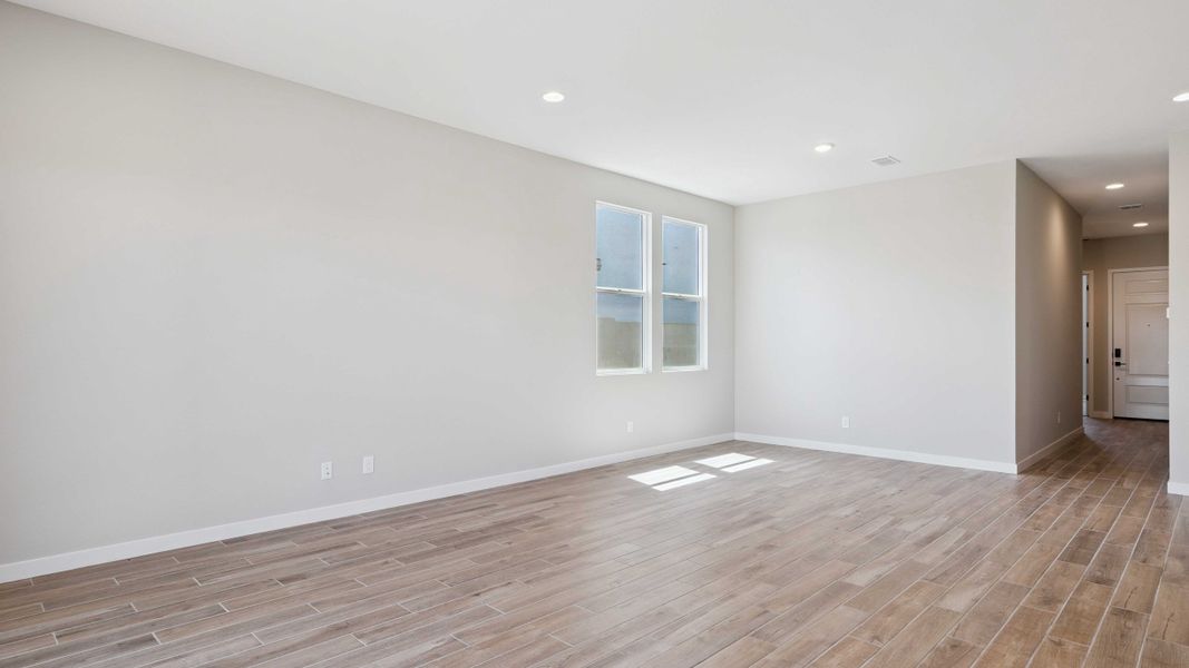 Spacious, unfurnished interior of a new home in Upper Canyon, Phoenix (Image 23). Spacious, unfurnished interior of a new home in Upper Canyon, Phoenix (Image 23).