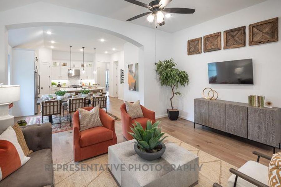 Furnished interior view inside a new home in Evergreen, Conroe (Image 14).