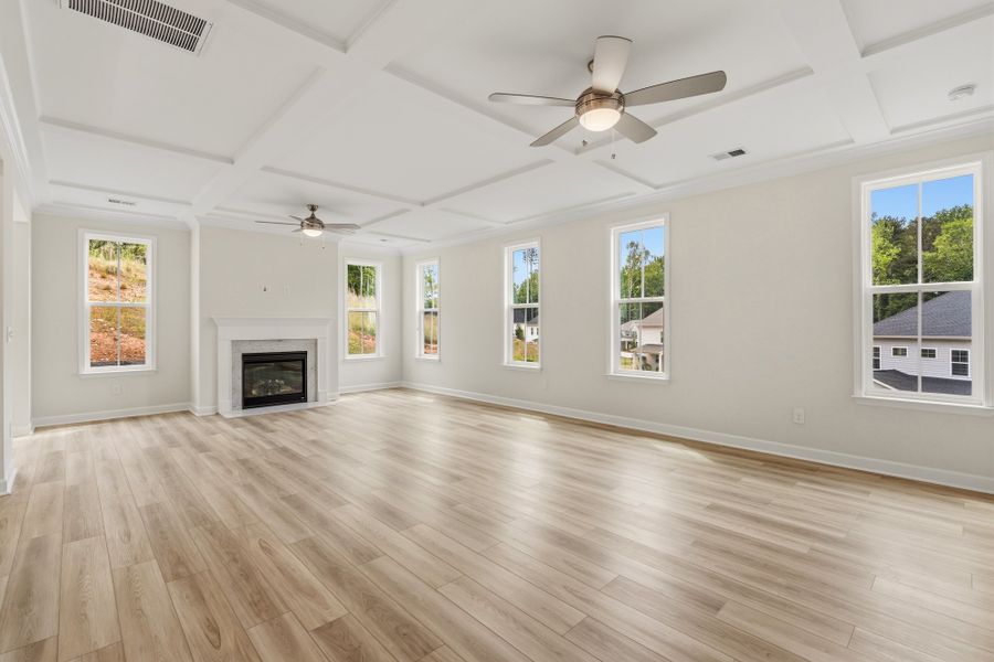 Spacious, unfurnished interior of a new home in Windsor Forest, Anderson (Image 16).