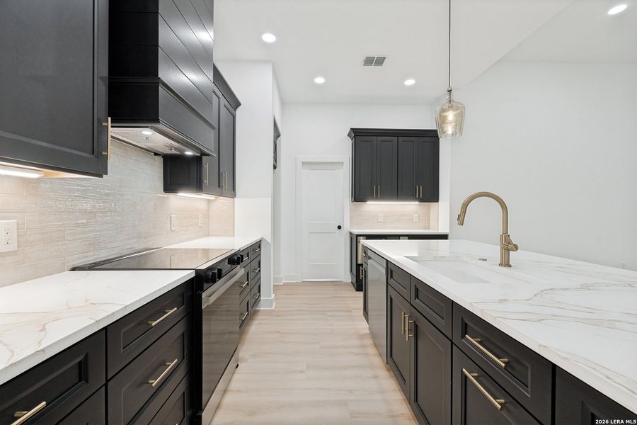 Furnished interior view inside a new home in , Boerne (Image 7).