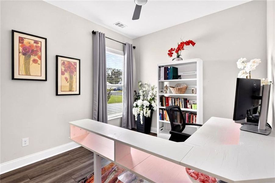 Furnished interior view inside a new home in , Richmond Hill (Image 63). Furnished interior view inside a new home in , Richmond Hill (Image 63).