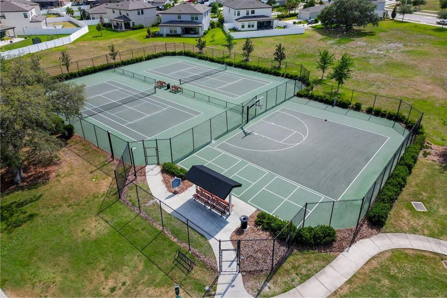 Community amenities in Triple Creek, Riverview (Image 24).