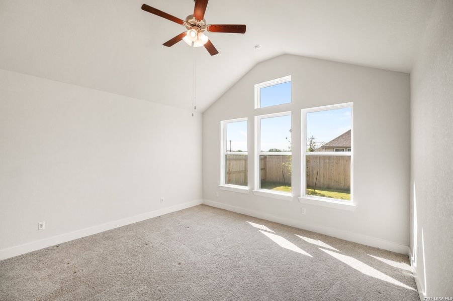 Spacious, unfurnished interior of a new home in Westridge, San Antonio (Image 32).