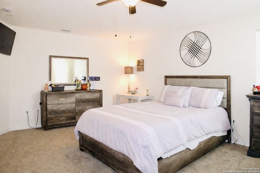 Furnished interior view inside a new home in Solana Ridge, San Antonio (Image 11).