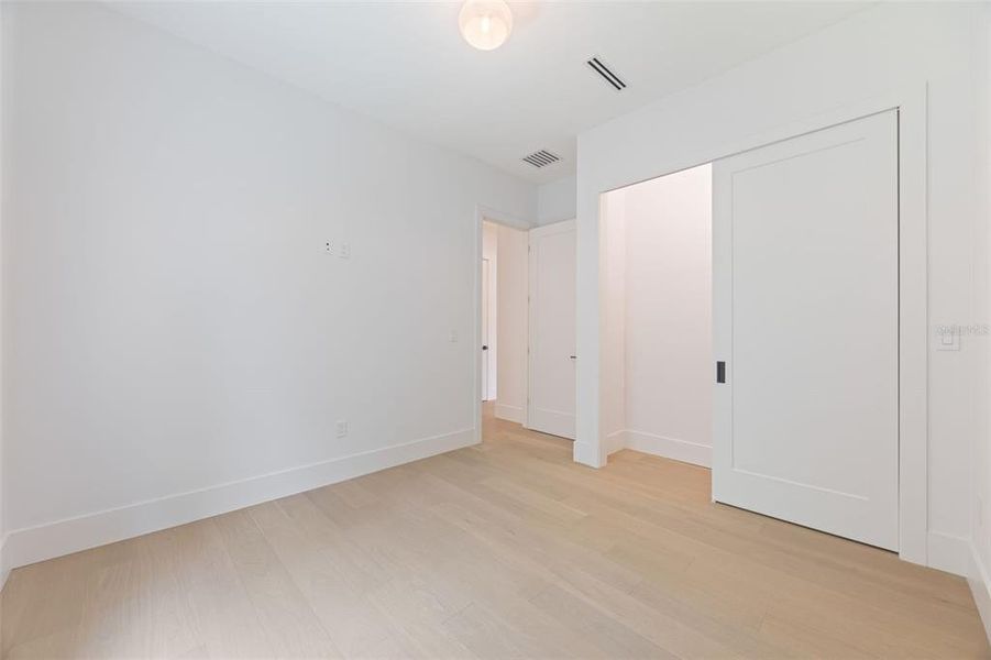 Spacious, unfurnished interior of a new home in , Tarpon Springs (Image 62). Spacious, unfurnished interior of a new home in , Tarpon Springs (Image 62).
