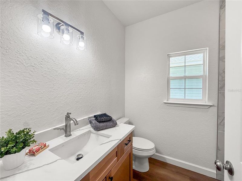 Furnished interior view inside a new home in , Alachua (Image 4).