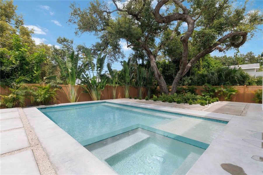 Exterior details and patio area of a home in , Sarasota (Image 31).
