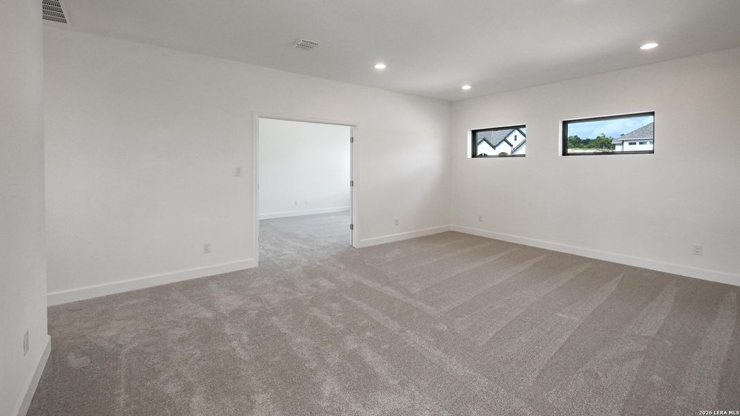 Spacious, unfurnished interior of a new home in Johnson Ranch, Bulverde (Image 15). Spacious, unfurnished interior of a new home in Johnson Ranch, Bulverde (Image 15).