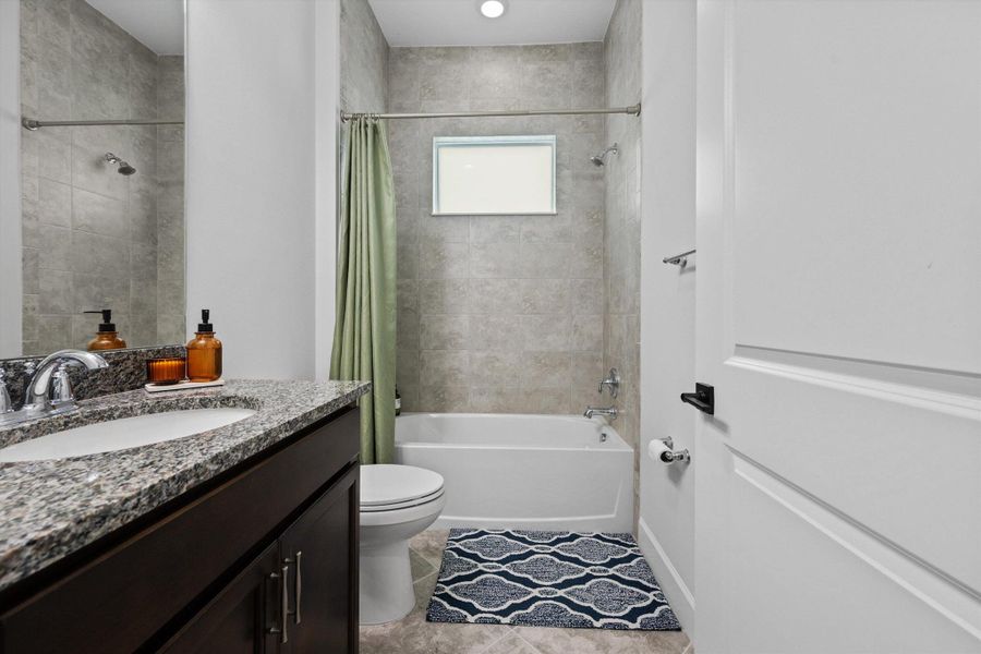 Furnished interior view inside a new home in , Westlake (Image 44).