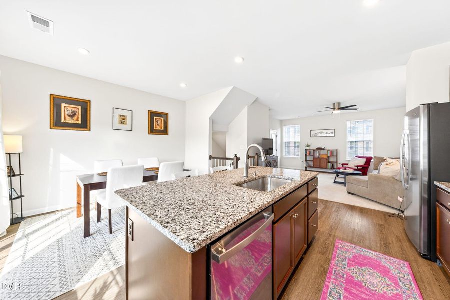 27-web-or-mls- 862 Romeria (30 of 44)